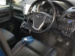 Toyota ESQUIRE 2016 года ZWR80-0219133 ID: 560640 5