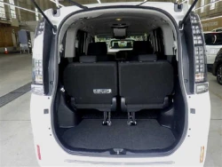 Toyota VOXY 2016 года ZWR80-0195017 ID: 559989 7