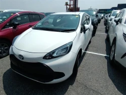 Toyota AQUA 2021 года MXPK10-2000832 ID: 560096 9