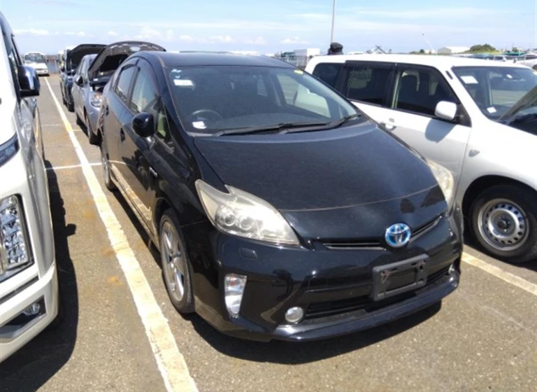 Toyota PRIUS 2013 года ZVW30-1769782 ID: 488964