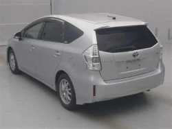 Toyota PRIUS ALPHA 2013 года ZVW41-3225822 ID: 558079 3