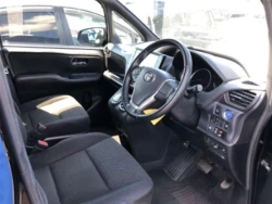Toyota NOAH 2016 года ZWR80-0181141 ID: 488458 4