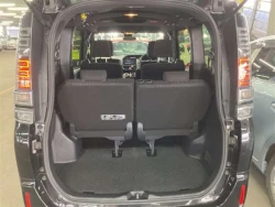 Toyota VOXY 2018 года ZRR80-0470359 ID: 509842 8