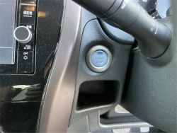 Nissan NOTE 2018 года HE12-222123 ID: 556316 26