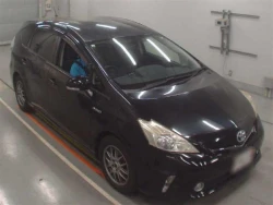 Toyota PRIUS ALPHA 2012 года ZVW41-3170529 ID: 557288 0