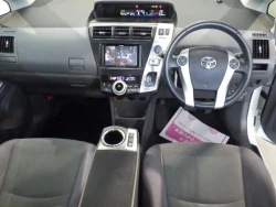Toyota PRIUS ALPHA 2012 года ZVW41-3191302 ID: 555318 6