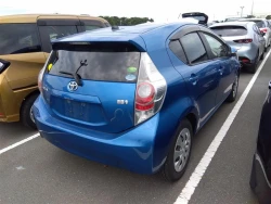 Toyota AQUA 2013 года NHP10-2238584 ID: 480809 9