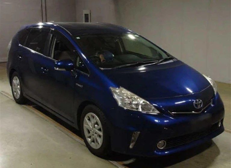 Toyota PRIUS ALPHA 2014 года ZVW41-0014013 ID: 556918