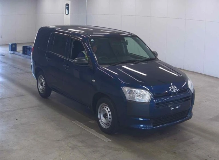 Toyota PROBOX 2022 года NSP160-0068099 ID: 555306