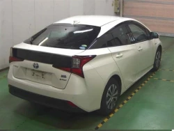 Toyota PRIUS 2019 года ZVW55-6001594 ID: 542722 2