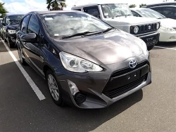 Toyota AQUA 2015 года NHP10-6463923 ID: 488693 8