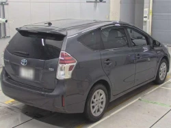 Toyota PRIUS ALPHA 2015 года ZVW41-3392864 ID: 538700 2