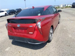 Toyota PRIUS 2018 года ZVW50-6120505 ID: 537565 9