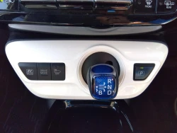 Toyota PRIUS 2018 года ZVW51-6072845 ID: 537769 19